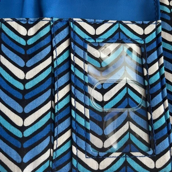 Vera Bradley Blue and White‎ Women’s Wallet - Picture 4 of 8